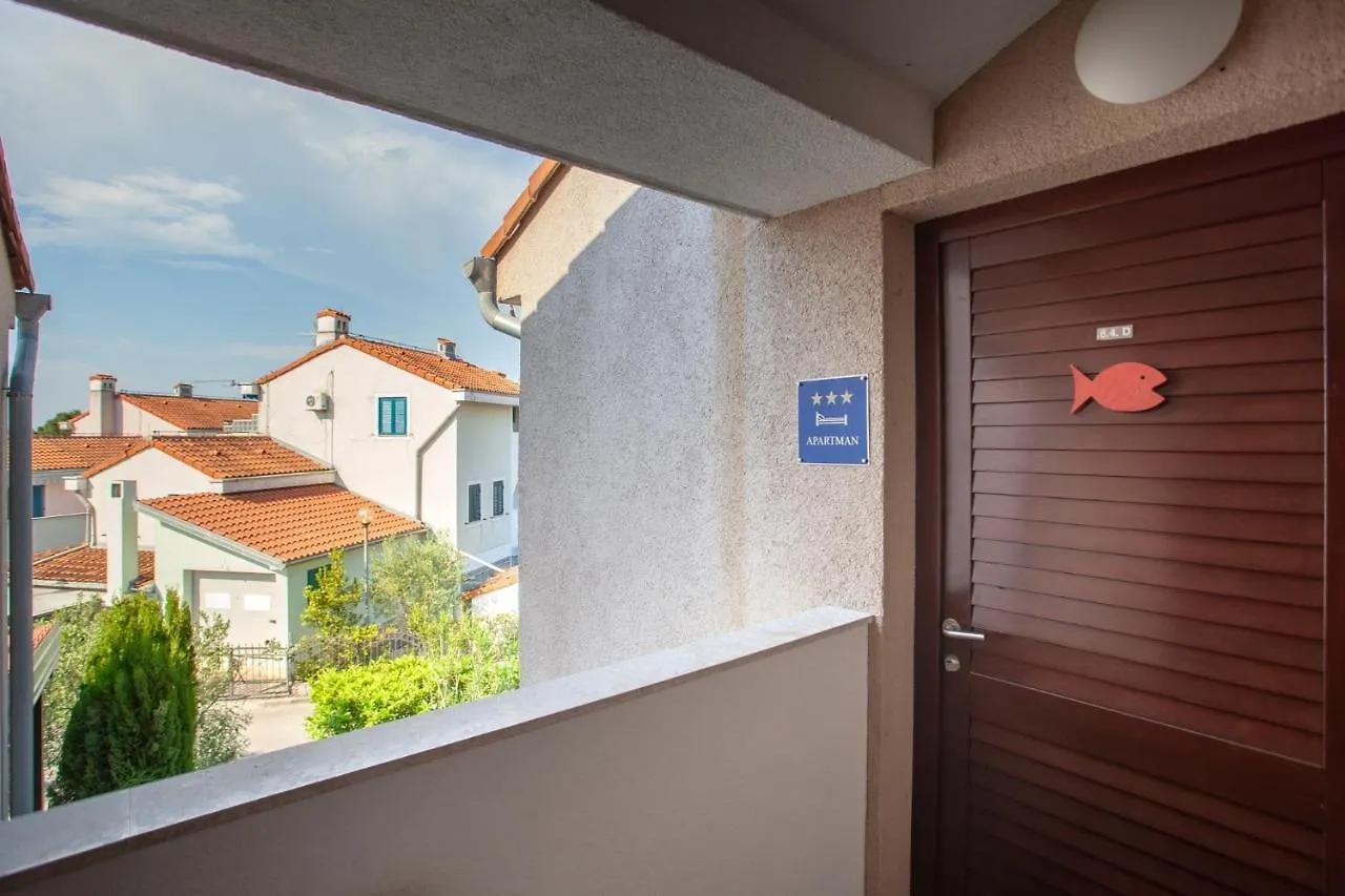 Apartments By The Sea Nska, Krk - 20697 Malinska